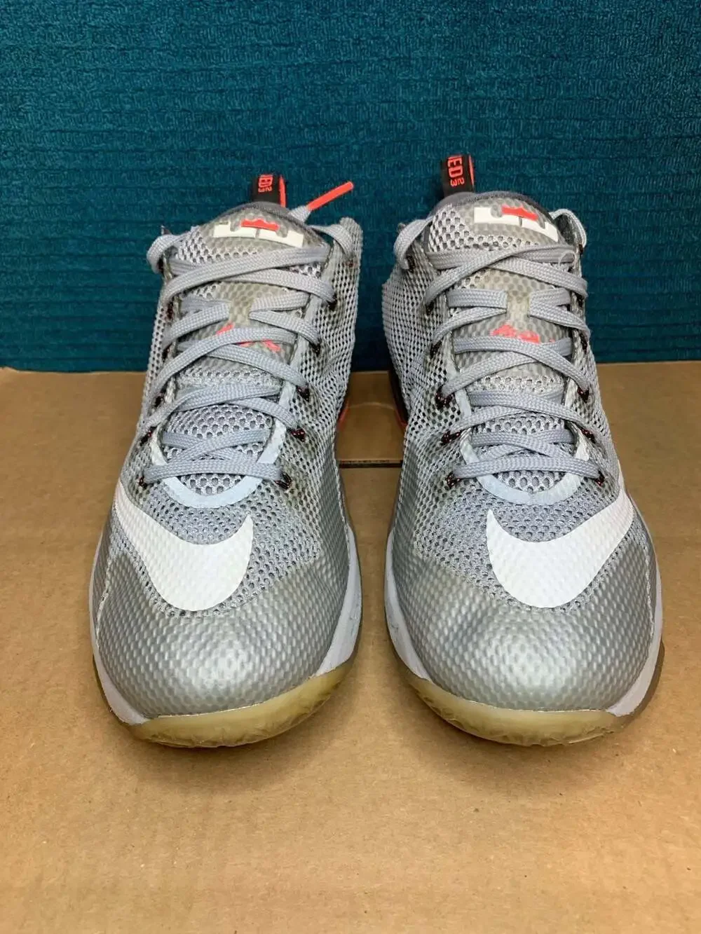 Nike LeBron 12 Low Earned Men Size 11.5